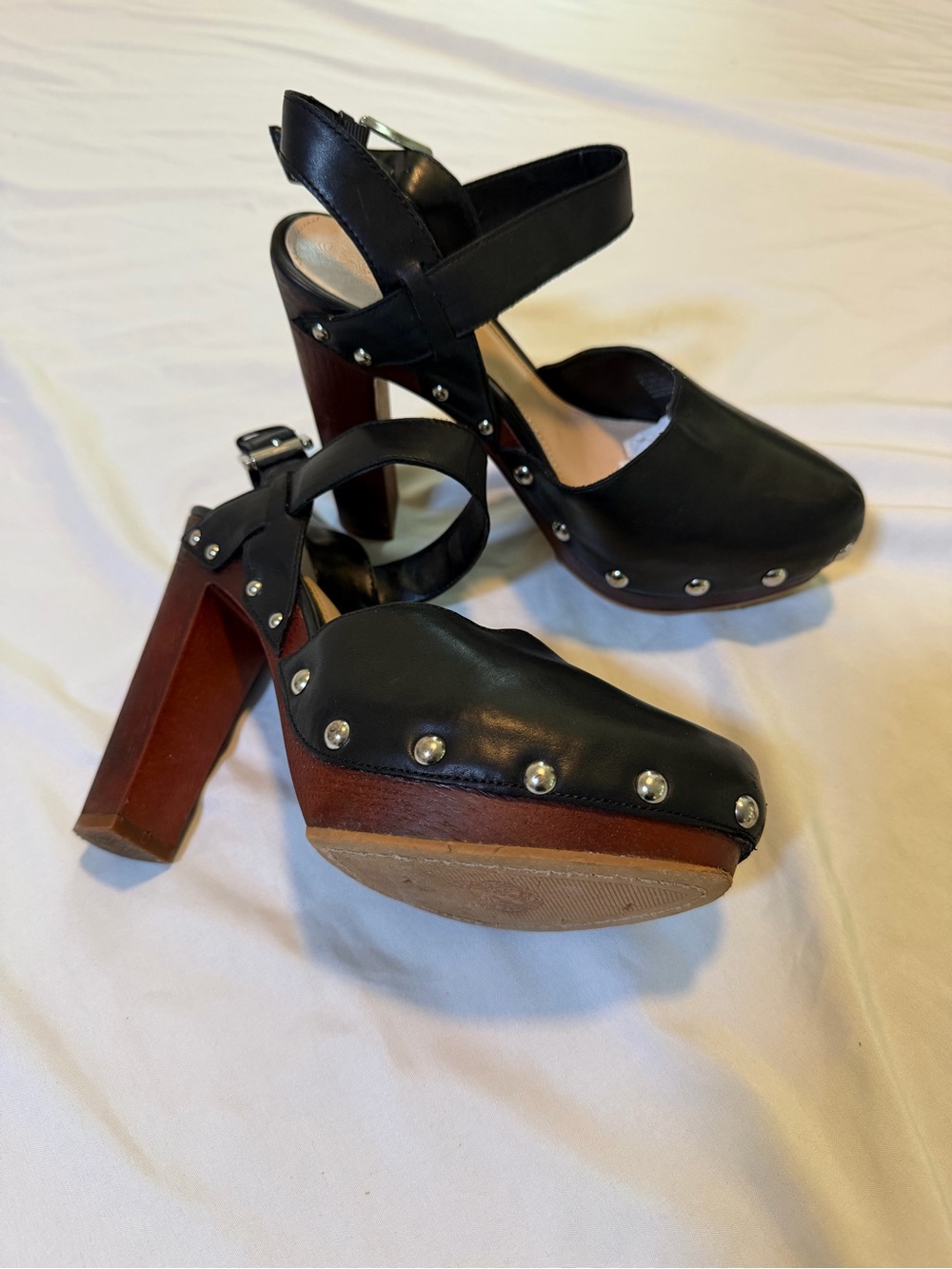Vince Camuto Black Leather Studded Platform Clogs